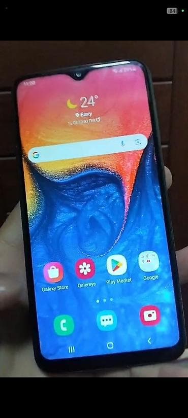 samsung 2011: Samsung Galaxy A10, 32 GB, rəng - Qara, Qırıq — 1