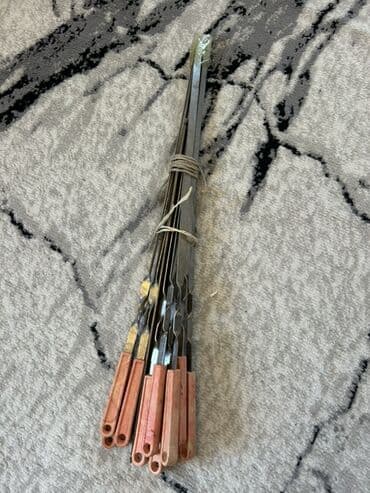 kilo ilə kabab: Manqal şişləri dəsti - Material: paslanmayan polad gövdə, isti tutuş — 2