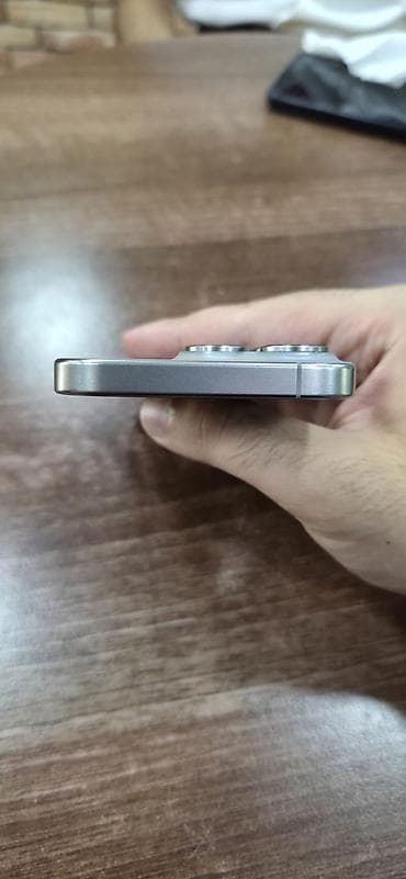 iphone qiymət: IPhone 15 Pro, 128 GB, Gümüşü — 6