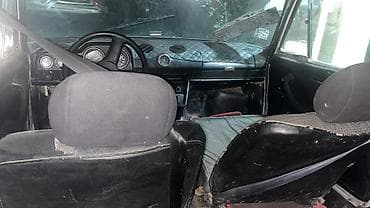 obşifka: VAZ (LADA) 2106: 1.6 l | Sedan — 3