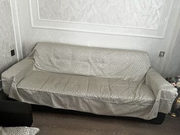 Vazalar: Divan üçün rəng - Ağ Yataq örtüyü — 1