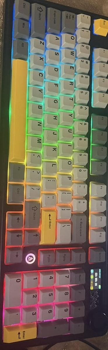 iphone 8 plus red: Məhsul: RGB işıqlanmalı mexaniki klaviatura, tam ölçülü (tam sıra — 1