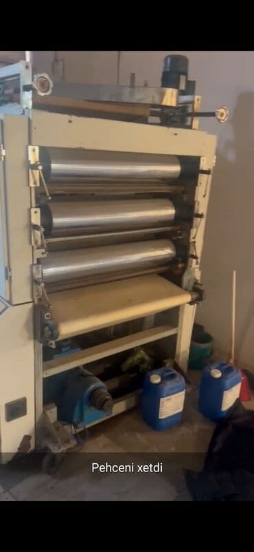 xamir yoyadigan aparat: Peçelni xetdi Bu sənaye tipli xəmir açma maşını xəmir yaymaq üçün — 2