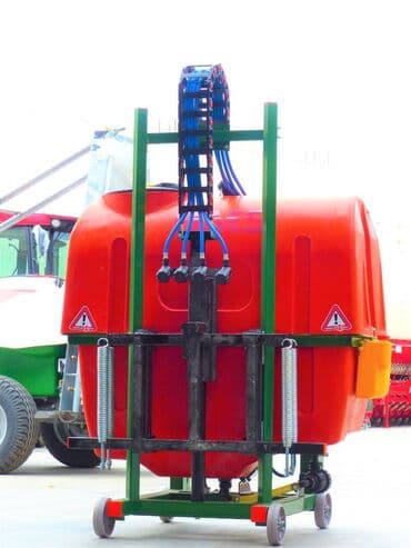 1000 L Hidrovlik Dərman Səpən 16 M Qolların uzunluğu 4 Membranlı