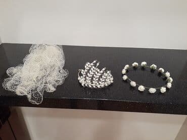 zümrüd qaşlı üzüklər: Broşlar — 1