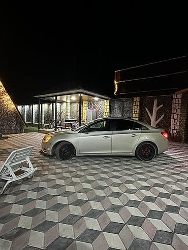 cobalt disk: Chevrolet Cruze: 1.4 l | 2013 il 198800 km Sedan — 4