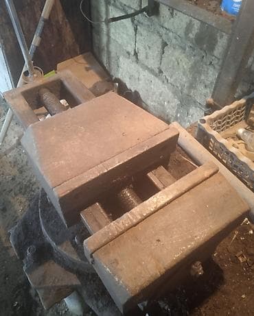 vintir: Ağır tip metal işləri üçün dəzgah üstü mengə - Material: tam — 7