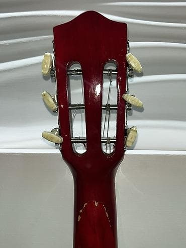 Fleytalar: Klassik gitara + çanta dəsti 1 il işlənilib, 85 manata almışam, 45 — 5