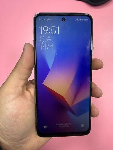 redmi note 4 ekran: Xiaomi Redmi smartfon Xüsusiyyətlər: - Rəng: gümüşü/ağ arxa panel - — 2