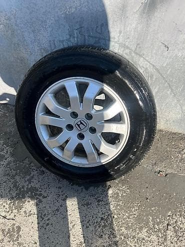 Honda 16R 4ədəd orijinal 16-lığ disk və təkər komplekti. Təkərlər