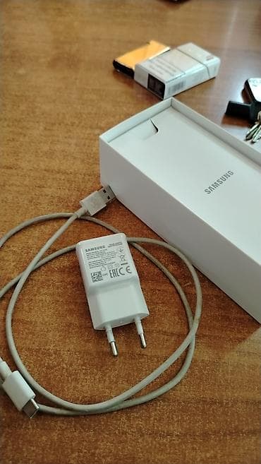 macbook çanta: Samsung Galaxy A32 — 5