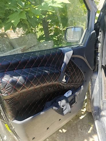 Mercedes-Benz Vito (W638) mikroavtobus - Kuzov: 5 qapılı — 8