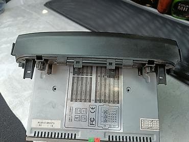 ucuz raf: Kia sportage ucun 2013 zavod monitor — 3