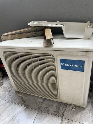 kondisioner qiymeti: Kondisioner Electrolux, İşlənmiş, 40-45 kv. m — 1