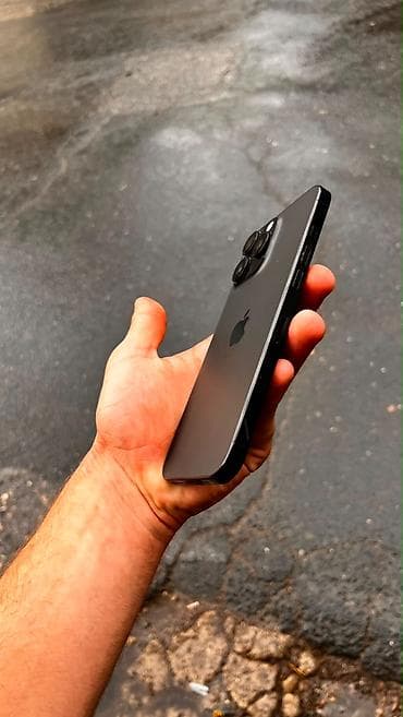 iphone 12 pro 512: IPhone 16 Pro Max, 256 GB, Qara, Simsiz şarj, Face ID — 2