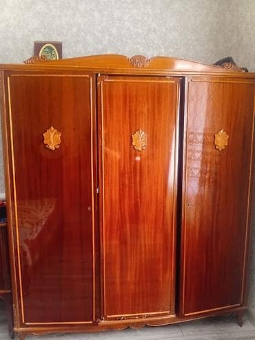divan carpayı: İkinəfərlik çarpayı, 2 tumba — 1