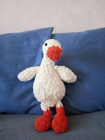 oyuncaq robot: Yumşaq oyuncağ – ördək/qaz fiquru - Material: həcmli, pambıq kimi — 1