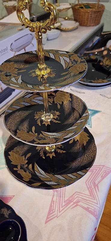 qazan qab: Tort və şiriniyyat qabı, rəng - Qızılı, Keramika — 1