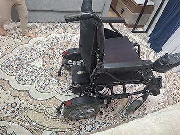 tibbi alət: Elektrik əlil arabası - İdarəetmə: Sağ qol dayağında joystick paneli — 3