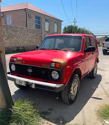 VAZ (LADA) 4x4 Niva: 1.7 l | 1997 il 58000 km Ofrouder/SUV lalafo.az -da VAZ (LADA) 4x4 Niva: 1.7 l | 1997 il 58000 km Ofrouder/SUV