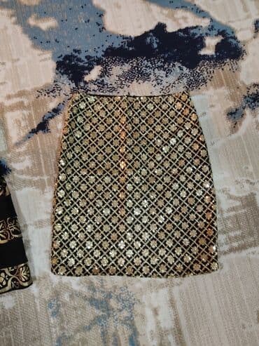 белые плиссированные юбки: Cəmi 2 dəfə geyilib. Ela vəziyyətdədir.Las Vegas maqazininden 40 AZN-ə — 3