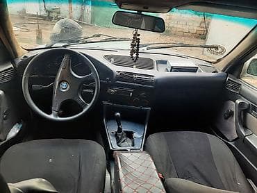 mercedes e 320: Barter var.BMW 5 Series E34 sedan – ağ rəngli, arxa ötürücülü. Klassik — 5
