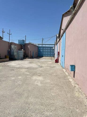 sklad arendaya verilir: Binəqədi rayonu poselka Kirovda yerləşən ümumi sahəsi 400 kv,m — 6