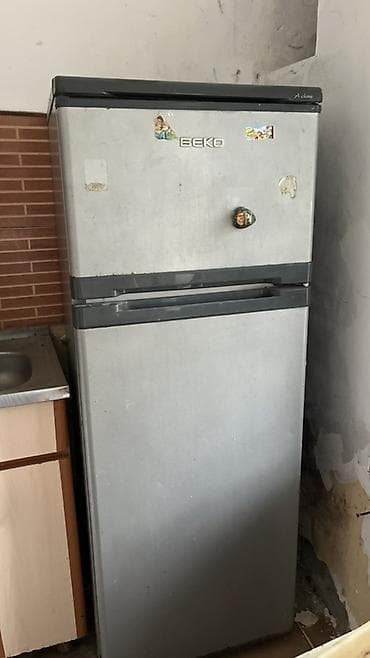 2 qapılı Beko Soyuducu Satılır, rəng - Gümüşü