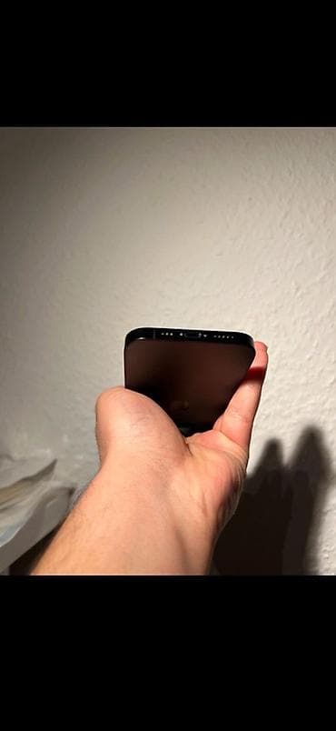 dubay iphone 16: IPhone 14 Pro, Qara — 8