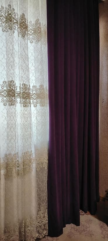 jaluz demir: Velvet qara-gavalı (tünd bənövşəyi) blackout pərdə və zərif krujeva — 2