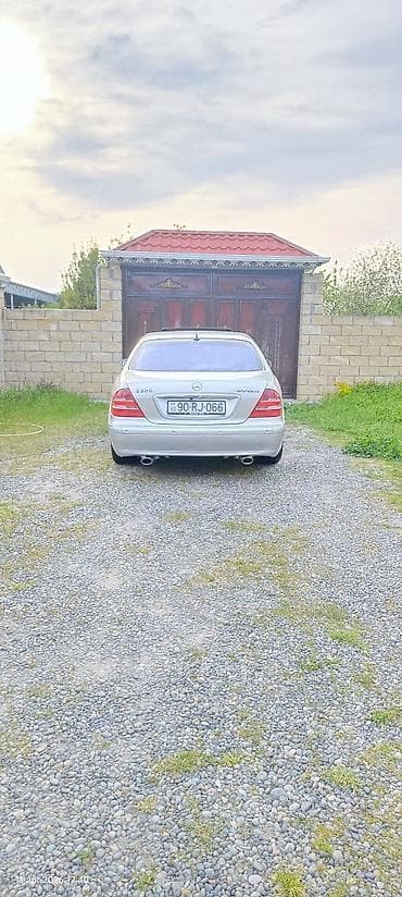 volkswagen passat: Mercedes-Benz 320: 3.2 l | 1998 il Sedan — 6