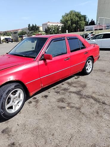 Mercedes-Benz 200: 2 l | 1991 il Sedan — 8