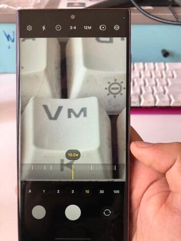 qiriq telefon: Samsung Galaxy S22 Ultra, 256 GB, rəng - Qırmızı, Qırıq, Sensor, Simsiz şarj — 6