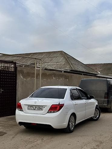 kompressor satışı: İran IKCO Dena/Runna üslublu ağ sedan - Korpus: 4 qapılı sedan, ağ — 2