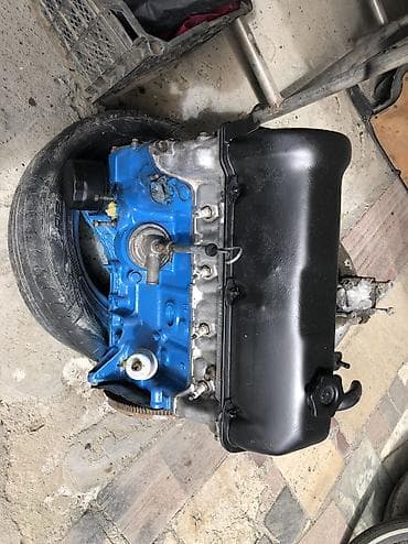 toyota prado islenmis ehtiyat hisseleri: Salam Niva maşını utililizasiya olunub ehtiyyat hissələri satılır — 1