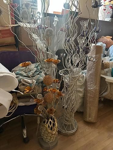 gullərin qiyməti: Salam, 5 ədəd gül dekorları satılır. Sklad təcili boşalmalıdır deyə — 1