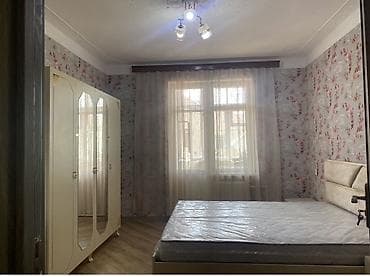 3 otaqlı mənzil – işıqlı və səliqəli planlama - Geniş zal: qonaq