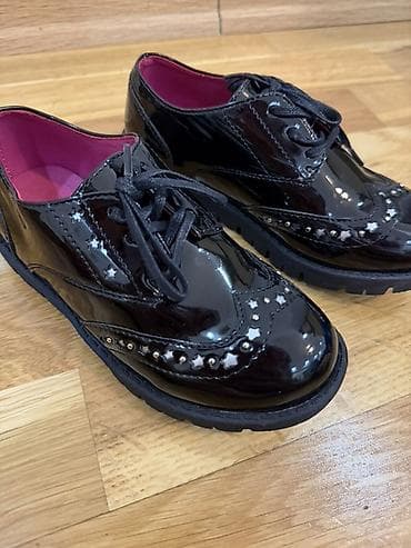 Детская обувь: Polaris 
Как новые 
Размер 29
Цена 10 — 2