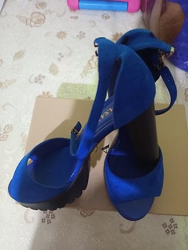 Ölçü: 37, rəng - Göy, Yeni