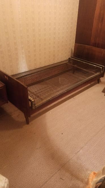 Təknəfərlik çarpayı, Bazasız, Matrassız, Siyirməsiz lalafo.az -da Təknəfərlik çarpayı, Bazasız, Matrassız, Siyirməsiz