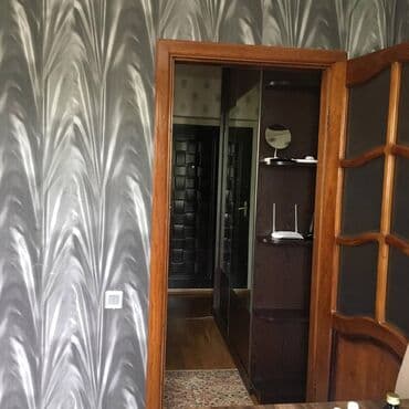 7 ci mikrorayon 1 otaqlı mənzil: Bakı, Əhmədli, 1 otaqlı, Köhnə tikili, m. Həzi Aslanov, 40 kv. m — 4