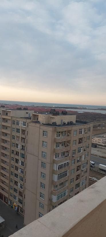 ev alqi satqisi gence 2020: Baki cənub qapisi kompleksi Şəhər və dəniz mənzərəli mənzil. Bu — 4