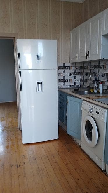 gündəlik kirayə evlər: 2 otaqlı həyət evi - Plan: giriş pilləkənli eyvan, 2 ayrı otaq (yataq — 10