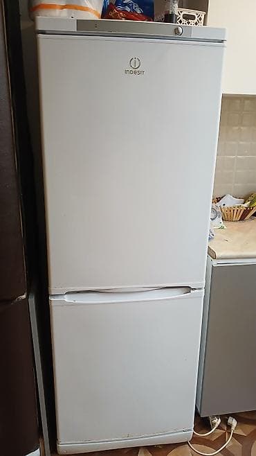 2 двери Indesit Холодильник Продажа, цвет - Белый — 2