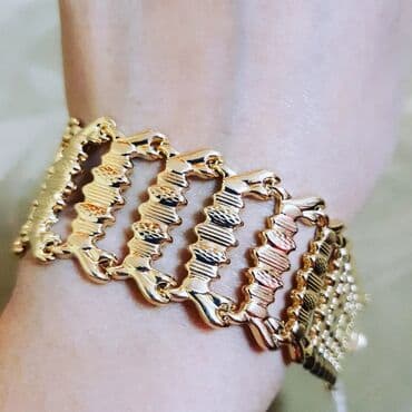 tək qaş: Bilərzik, Sarı qızıl, 750 Əyar, 1578 g — 1