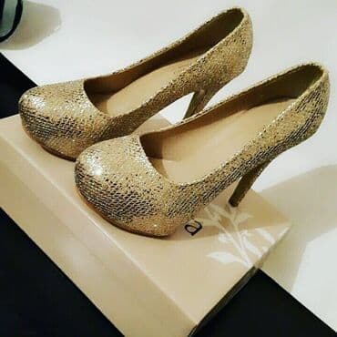 женские толстовки на молниями: Туфли, Размер: 38, цвет - Золотой, Новый — 2