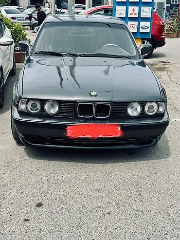 drift car: BMW 5 series: 2 l | 1990 il Sedan — 1