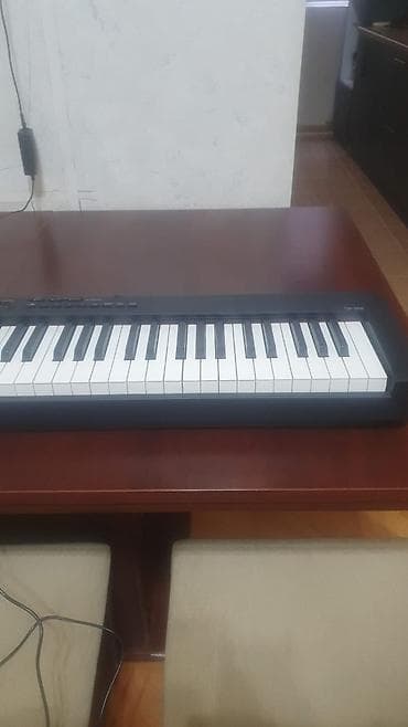 adapt: Casio rəqəmsal piano/klaviatura - Brend: Casio - 61 klavişli rəqəmsal — 8