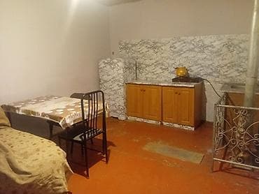 ucuz ev: Kirayə üçün 1 otaqlı yaşayış yeri həyət evi ümumi sakit həyət - — 2