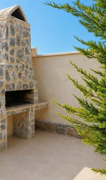 əmlak satışı: Mərdəkan qəsəbəsində, dənizə yaxın prestijli ərazidə təcili olaraq — 2